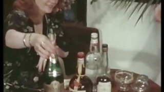 მოკლე კალთაში მოღუშუ ...