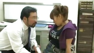 ჭუჭყიან ქერა მეძავს  ...